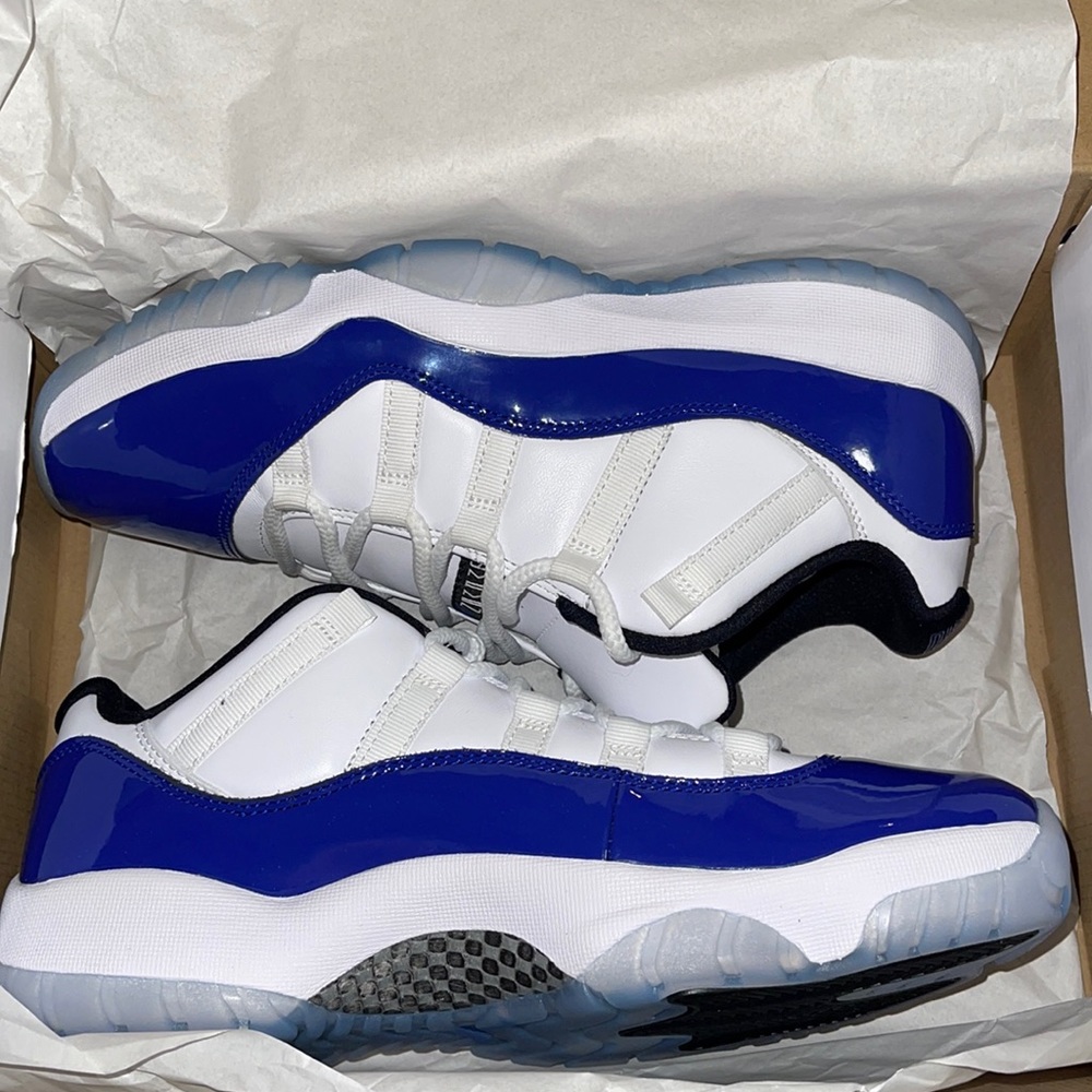 Men’s sneakers
